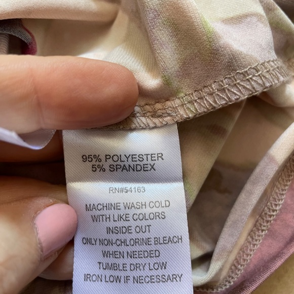 Calvin Klein sleeveless top size small - Picture 8 of 9